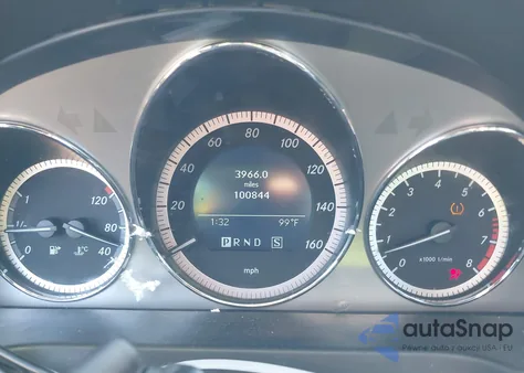 2009 Mercedes-Benz C 300 Luxury/Sport из США, поврежденный, VIN WDDGF54X79R070398